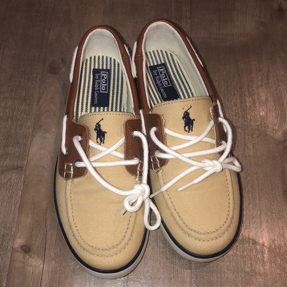 EUC Polo Ralph Lauren khaki Sander kids shoes 4Y
